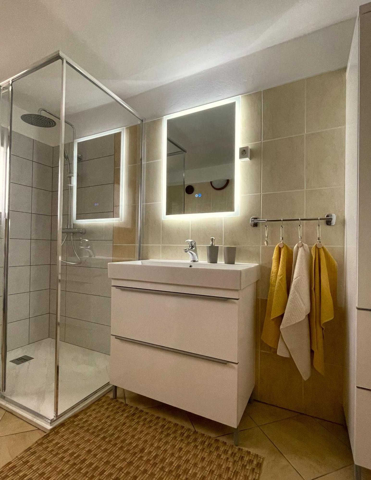 Apartment Apartma Savan *